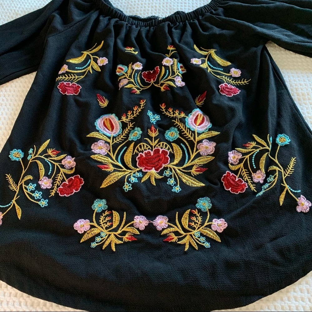 Black Embroidered Blouse Size Medium